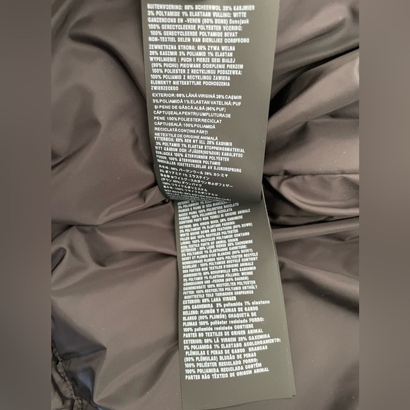 Prada women Logo Intarsia Zip-Up Padded Jacket NWT - Picture 10 of 10